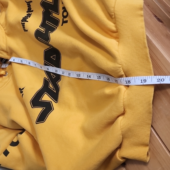 Justin Bieber Stadium Tour size Medium - Picture 10 of 11